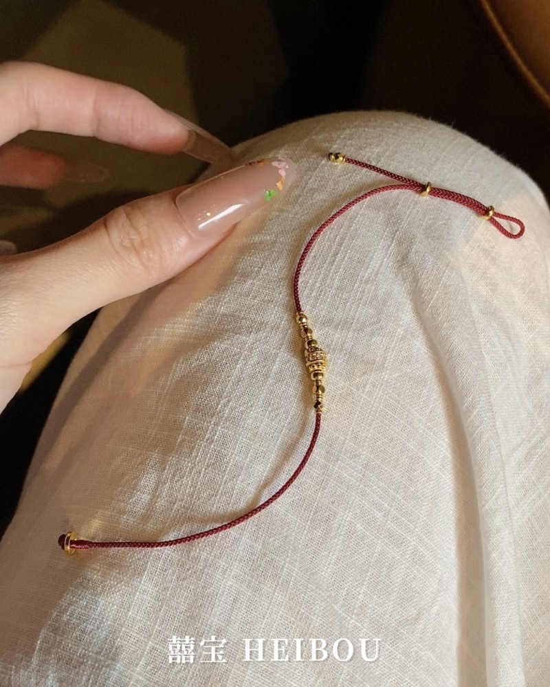 【实心】跑环红绳手链